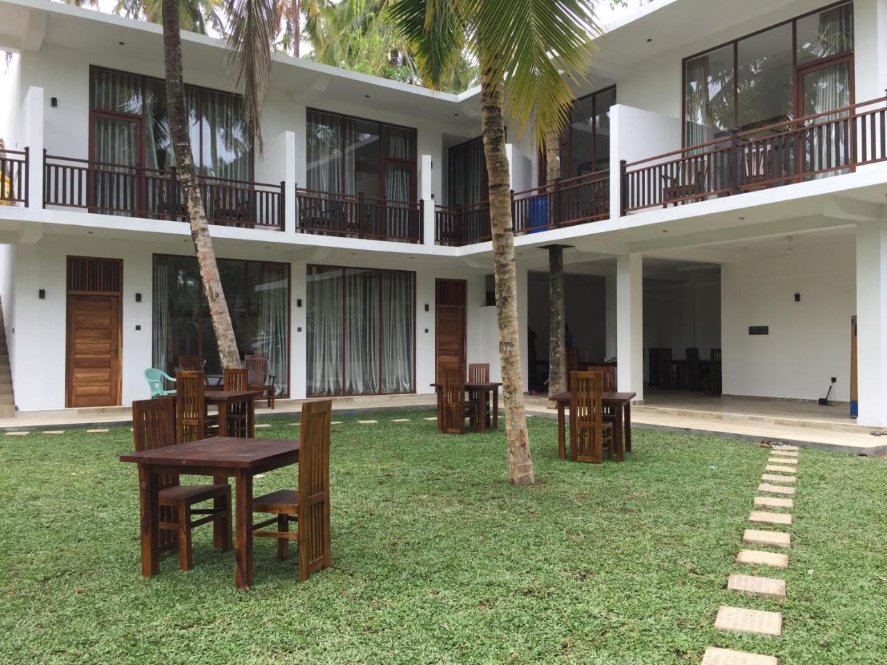 Bay Hiriketiya Dickwella Exterior foto
