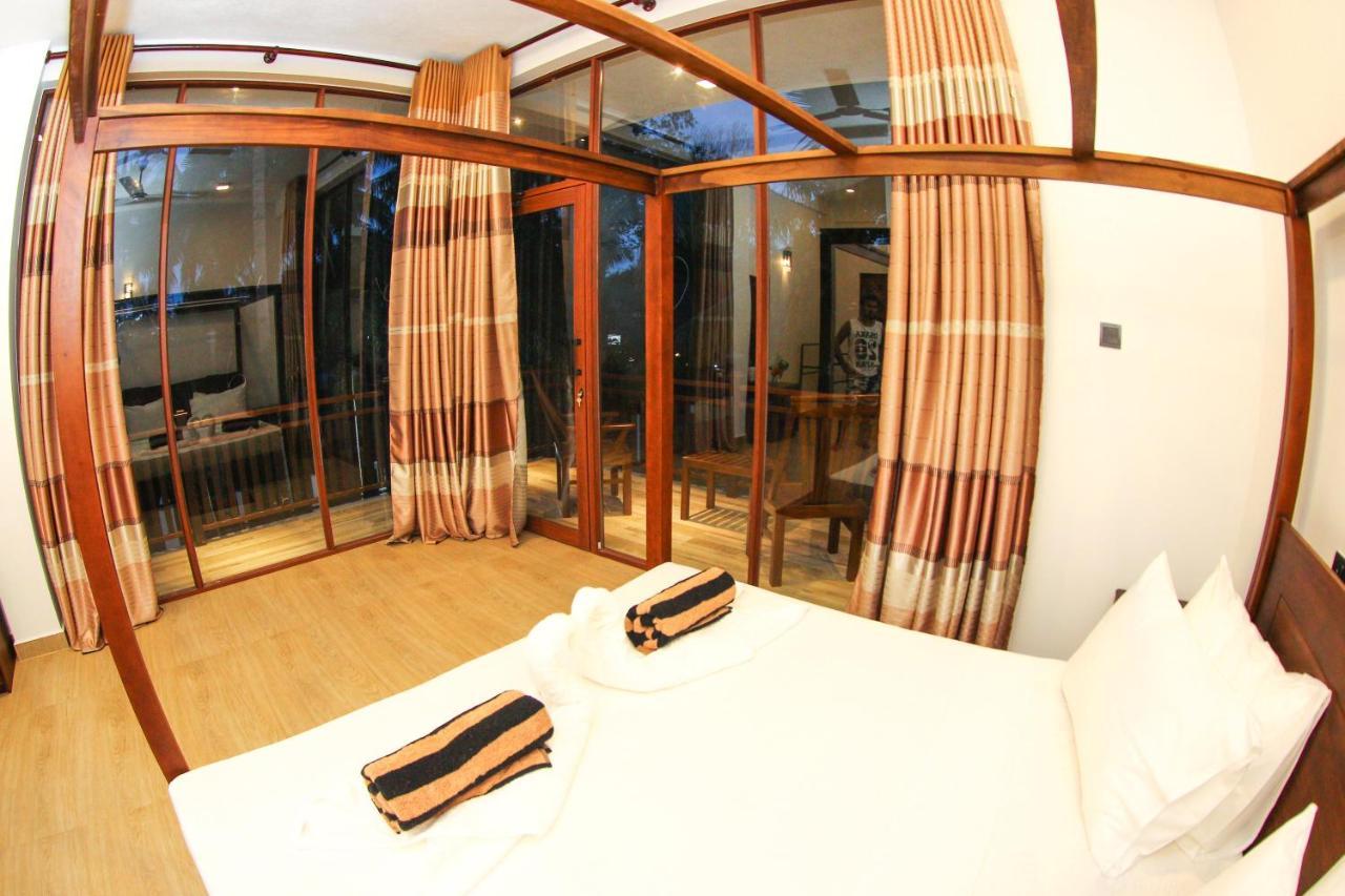 Bay Hiriketiya Dickwella Exterior foto