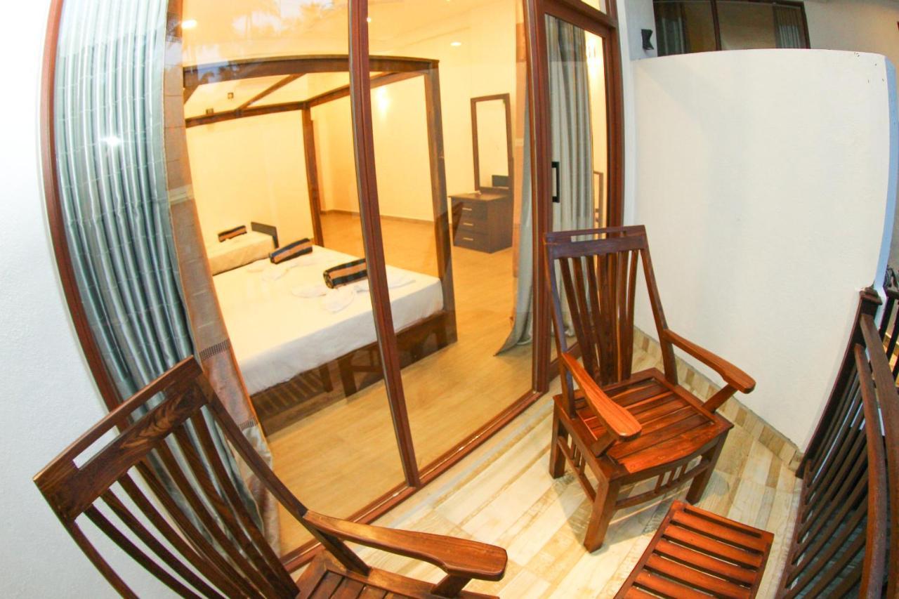 Bay Hiriketiya Dickwella Exterior foto
